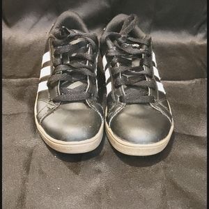 Kid's Adidas sneakers